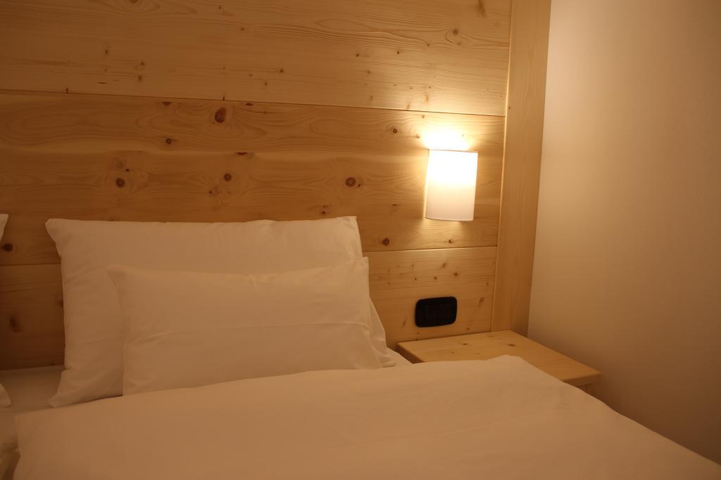 La Lum De Roisc Hotel Soraga Bagian luar foto